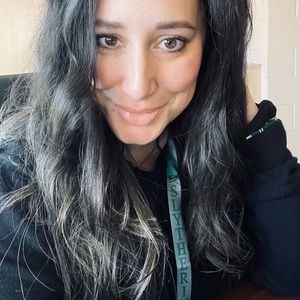 Meet your Posher, Veronica